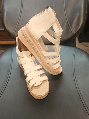 Women's Cream Strappy Platform Sandals - Comfortable Casual Style